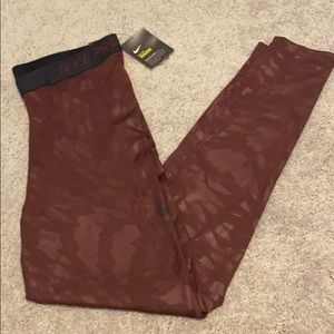NWT Large Maroon Nike Pro Warm Tights